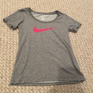 Nike short sleeve